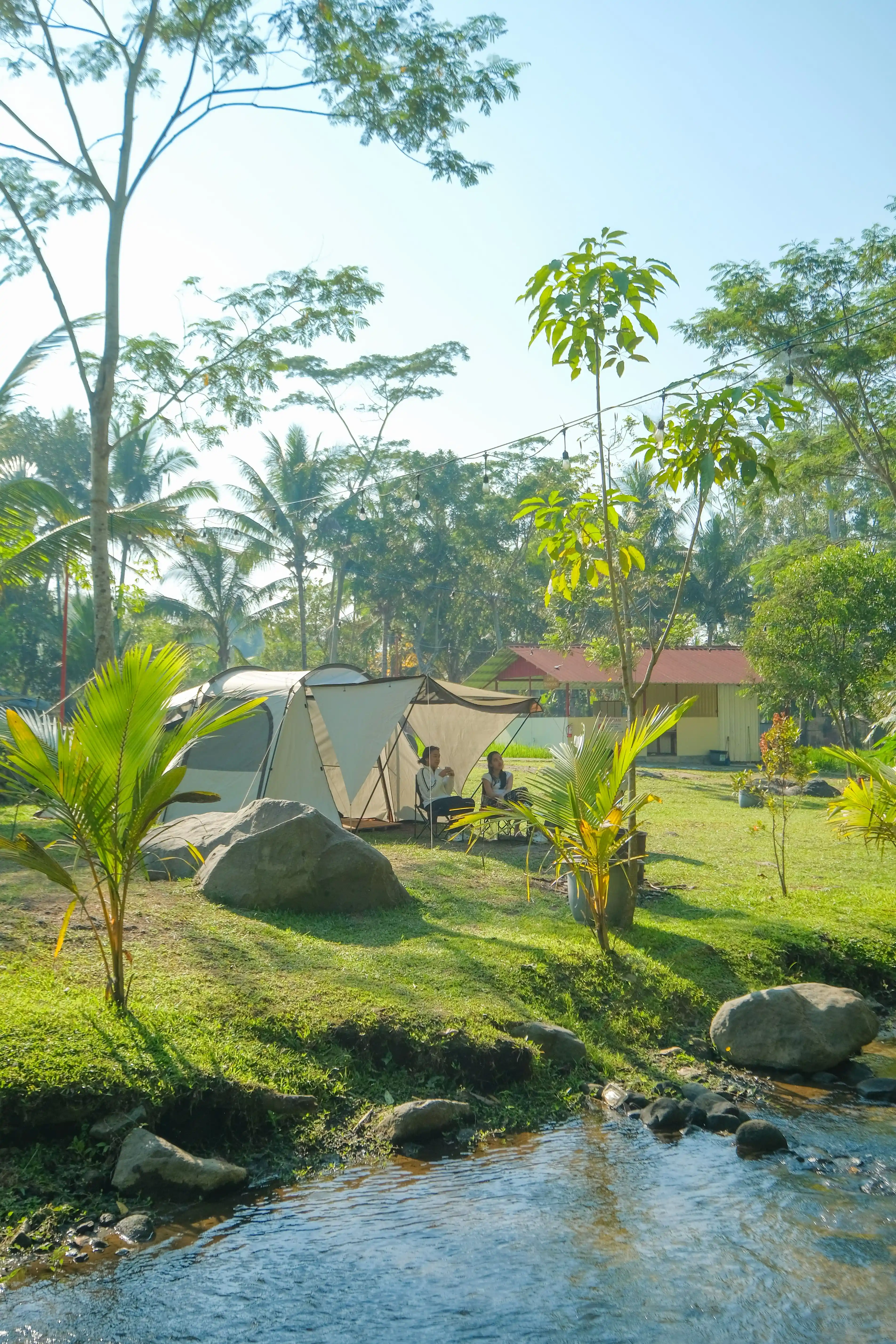 suasana camping