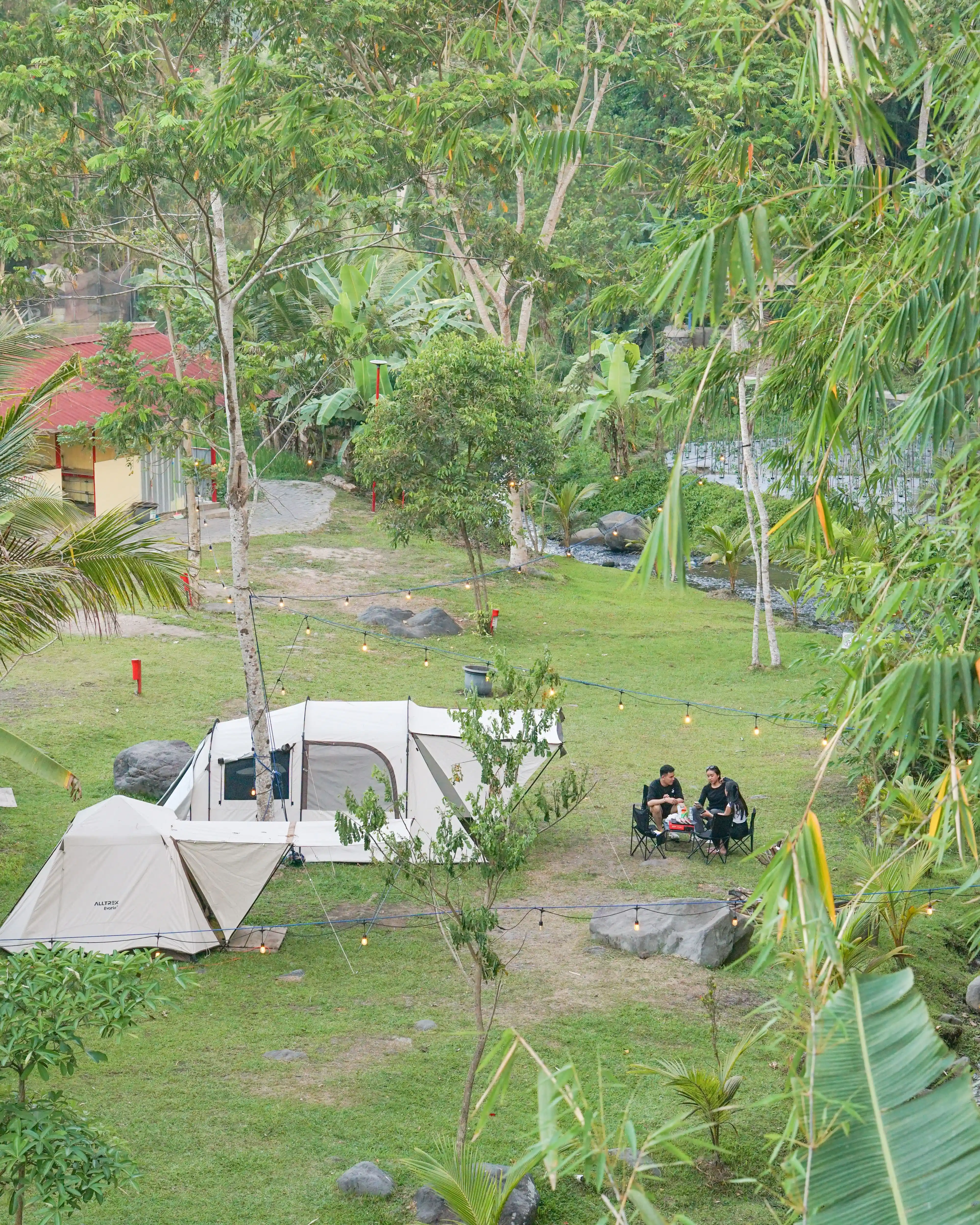 suasana camping
